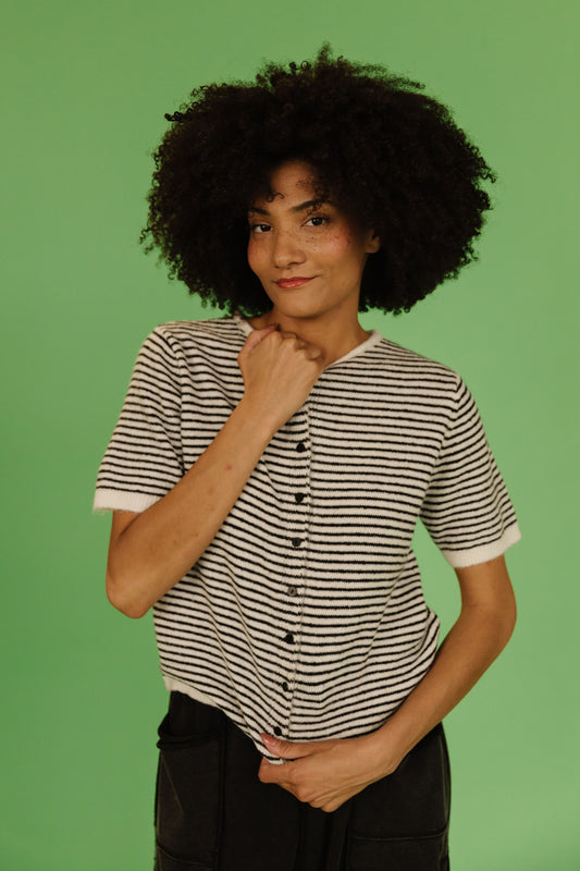 THE MCKAYLA SHORT SLEEVE STRIPED CARDIGAN IN BLACK