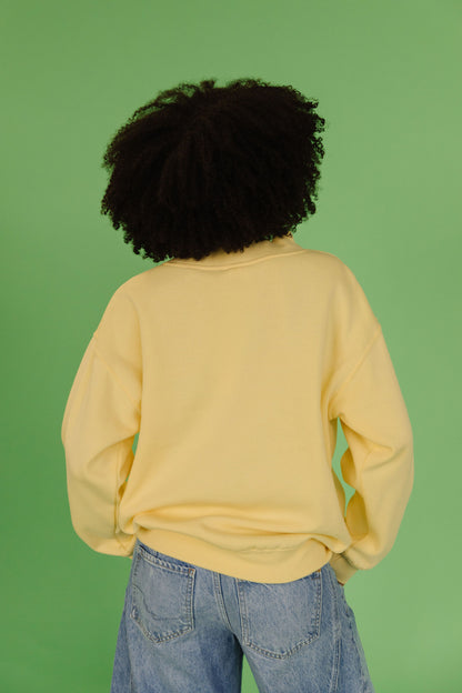 THE PARKER OVERSIZED MOCKNECK SWEATSHIRT IN LEMON