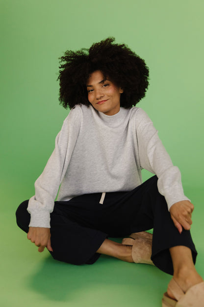 THE PARKER OVERSIZED MOCKNECK SWEATSHIRT IN GREY
