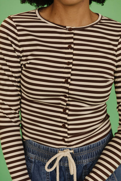 THE KELLY STRIPED TOP IN BROWN