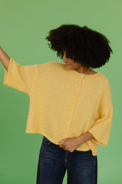 THE KATELYNN KNIT CARDIGAN IN YELLOW