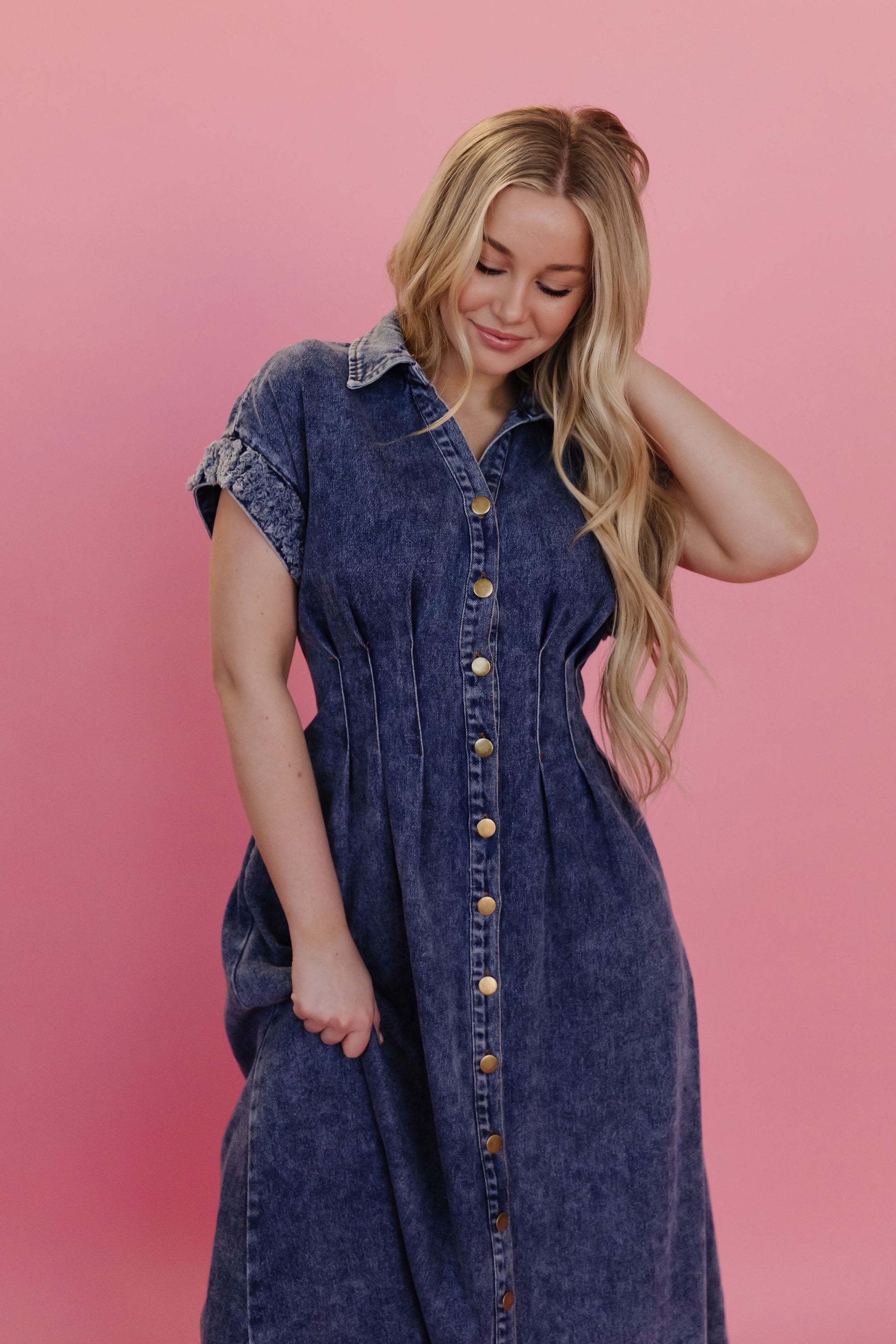 THE MICHELLE COLLARED DENIM DRESS IN DARK DENIM Large THE MICHELLE COLLARED DENIM DRESS IN DARK DENIM Large