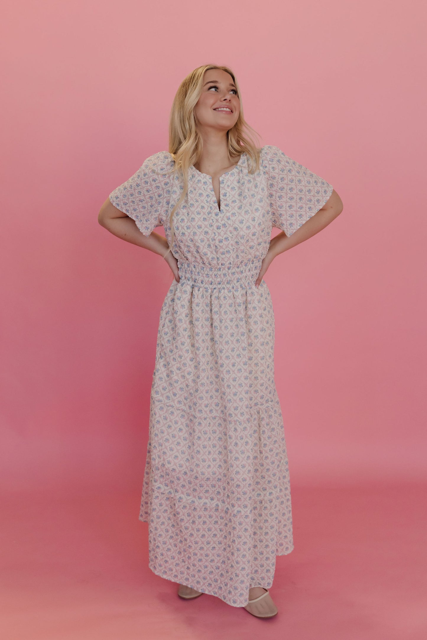 THE MELODIE FLORAL MAXI DRESS IN BLUSH