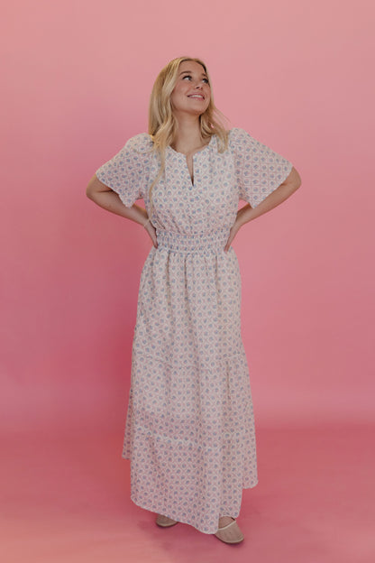 THE MELODIE FLORAL MAXI DRESS IN BLUSH