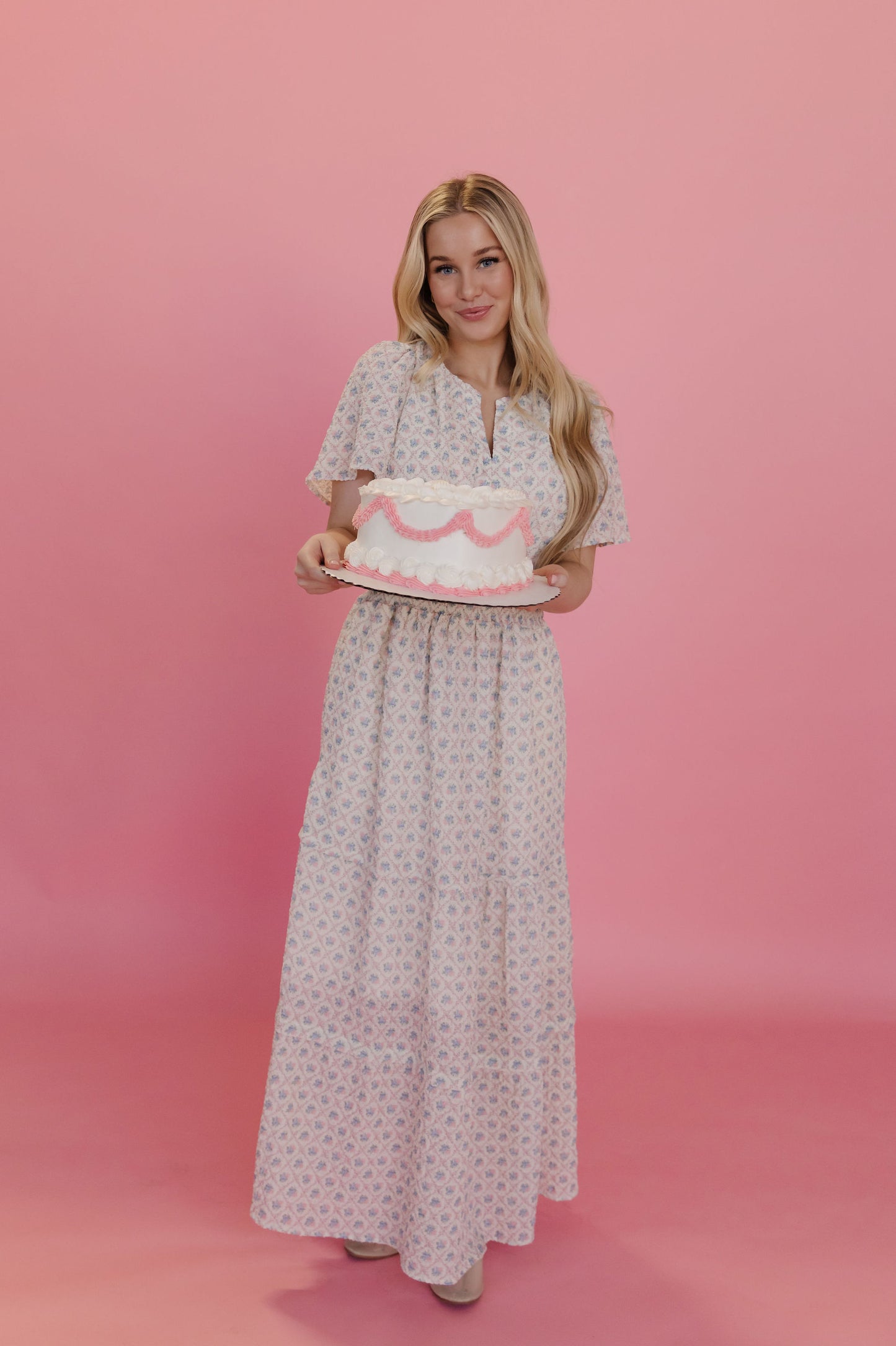 THE MELODIE FLORAL MAXI DRESS IN BLUSH