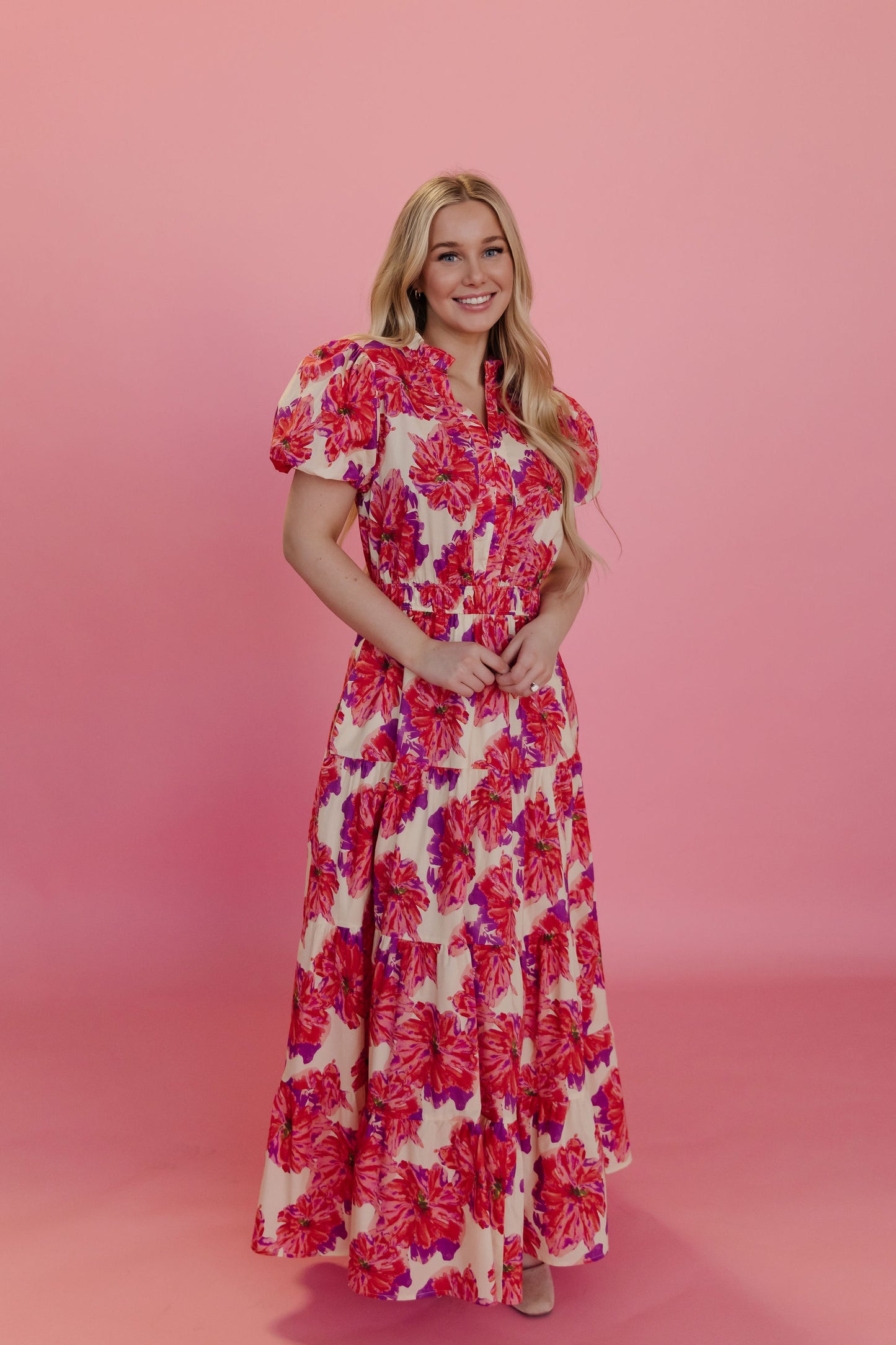 THE ROSALYNN FLORAL TIERED DRESS IN PINK