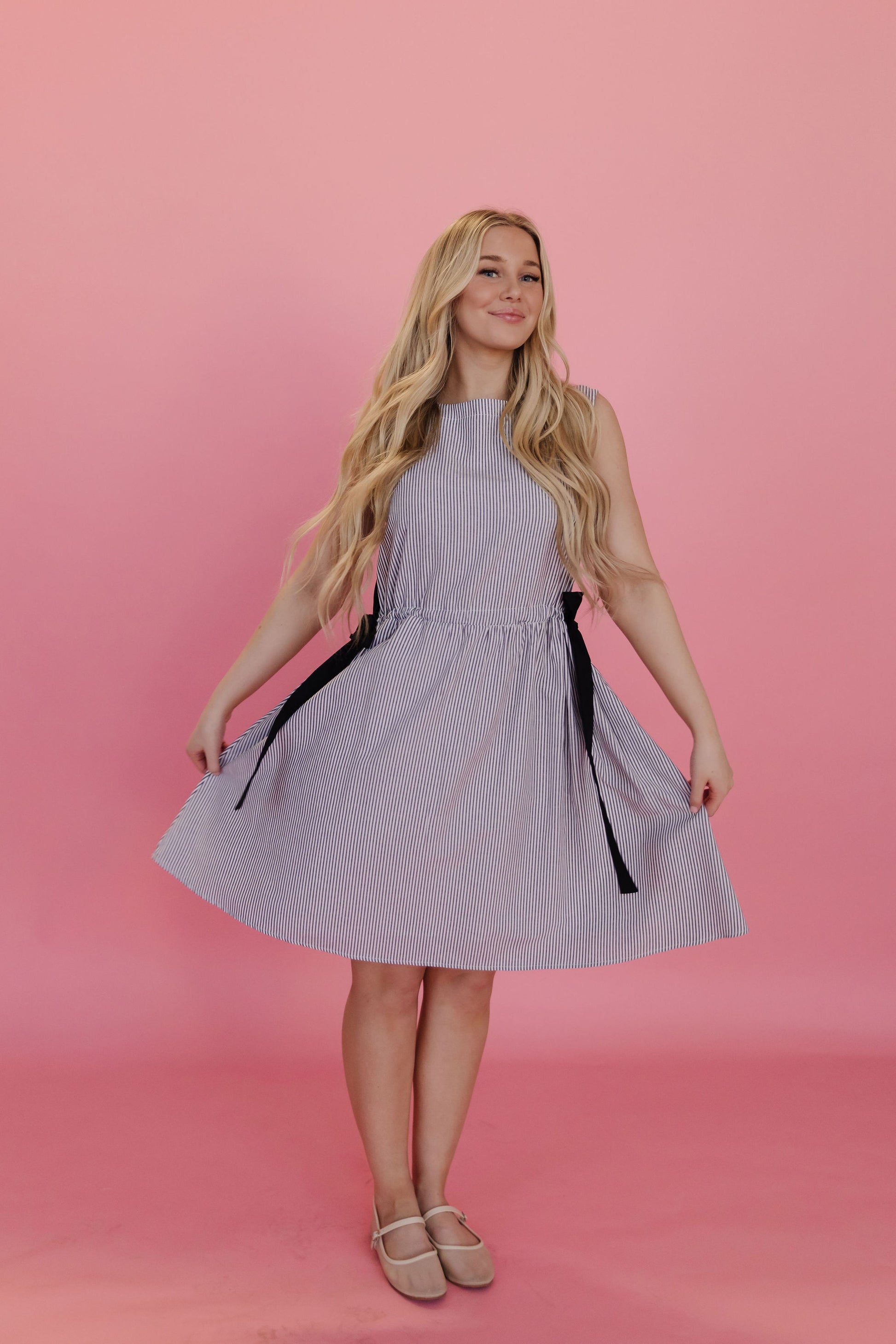 THE NANTUCKET DRESS IN CHARCOAL STRIPE X-Large