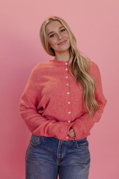 THE CAMPBELL CARDIGAN IN PEACH