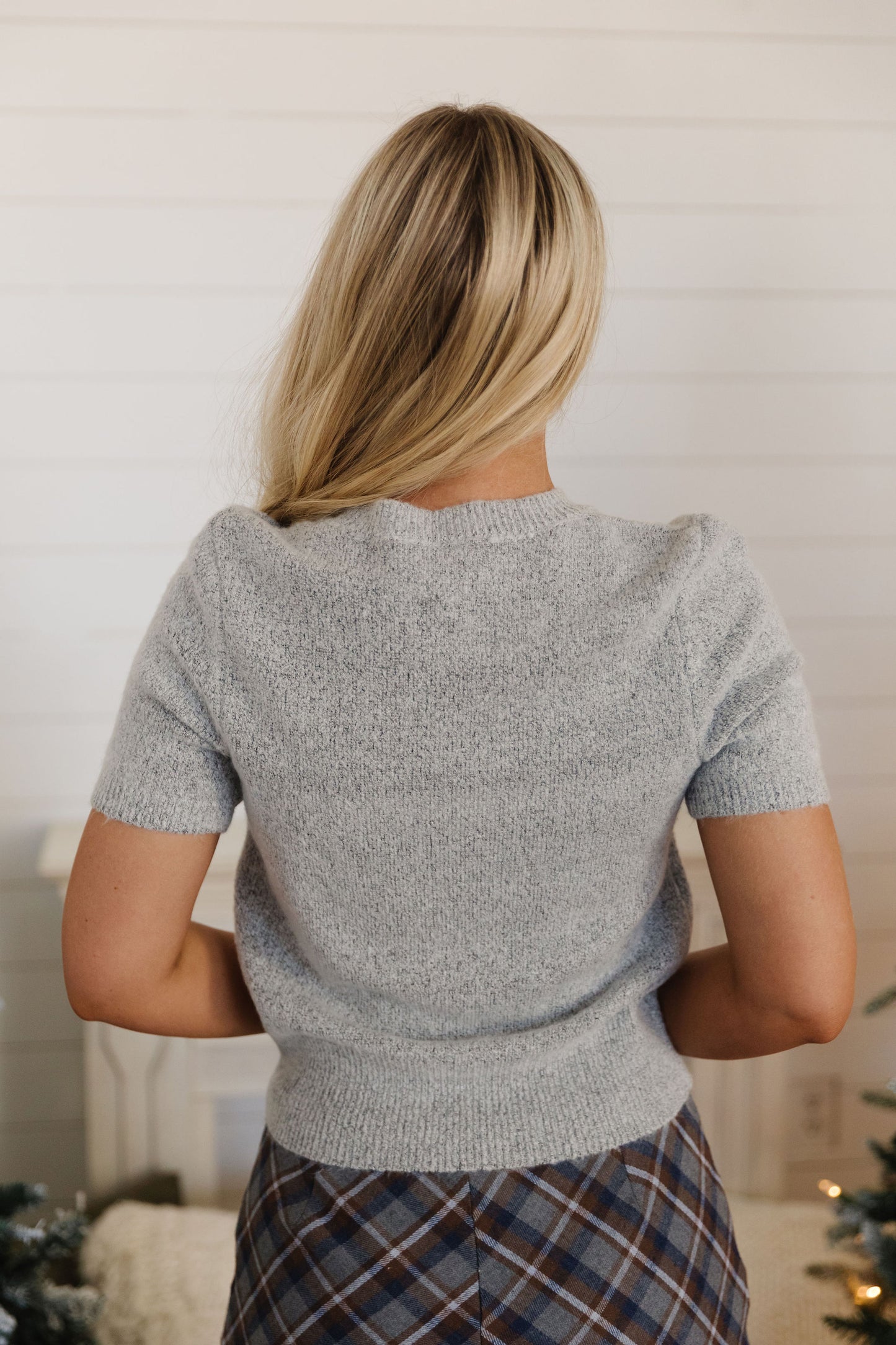 THE KATIE SHORT SLEEVE SWEATER IN GRAY
