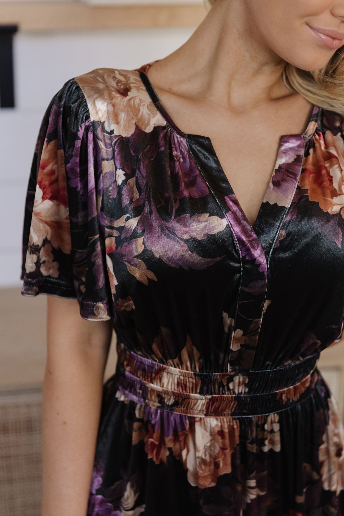 THE LAURA FLORAL PRINT VELVET DRESS IN BLACK