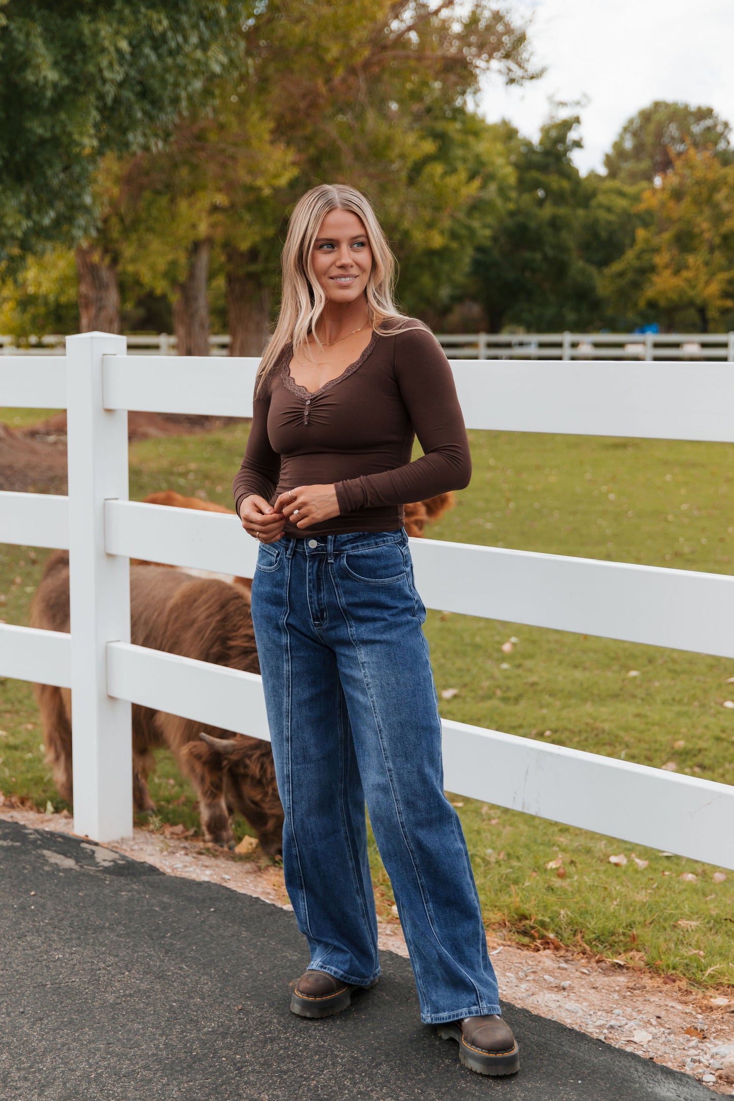 THE WINSLET WIDE LEG STRAIGHT JEAN