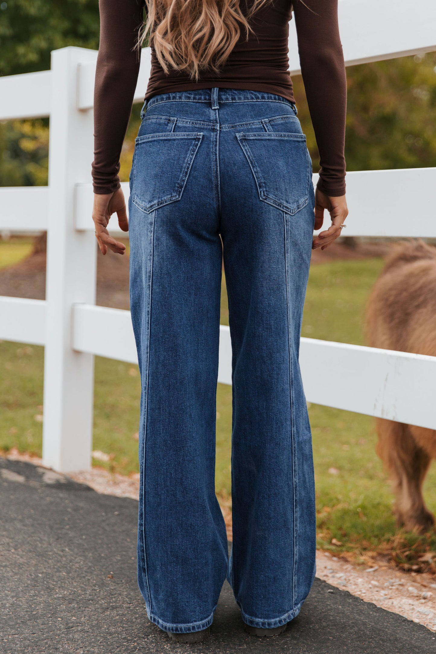 THE WINSLET WIDE LEG STRAIGHT JEAN