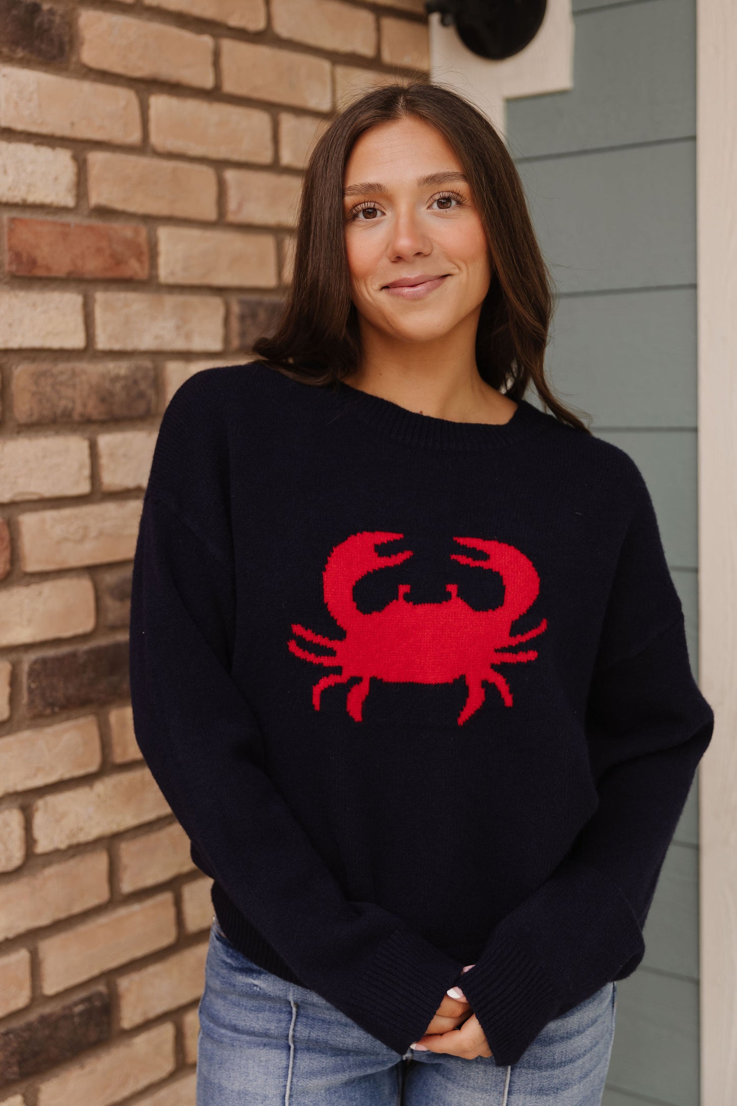 THE SALTY CRAB SWEATER IN NAVY