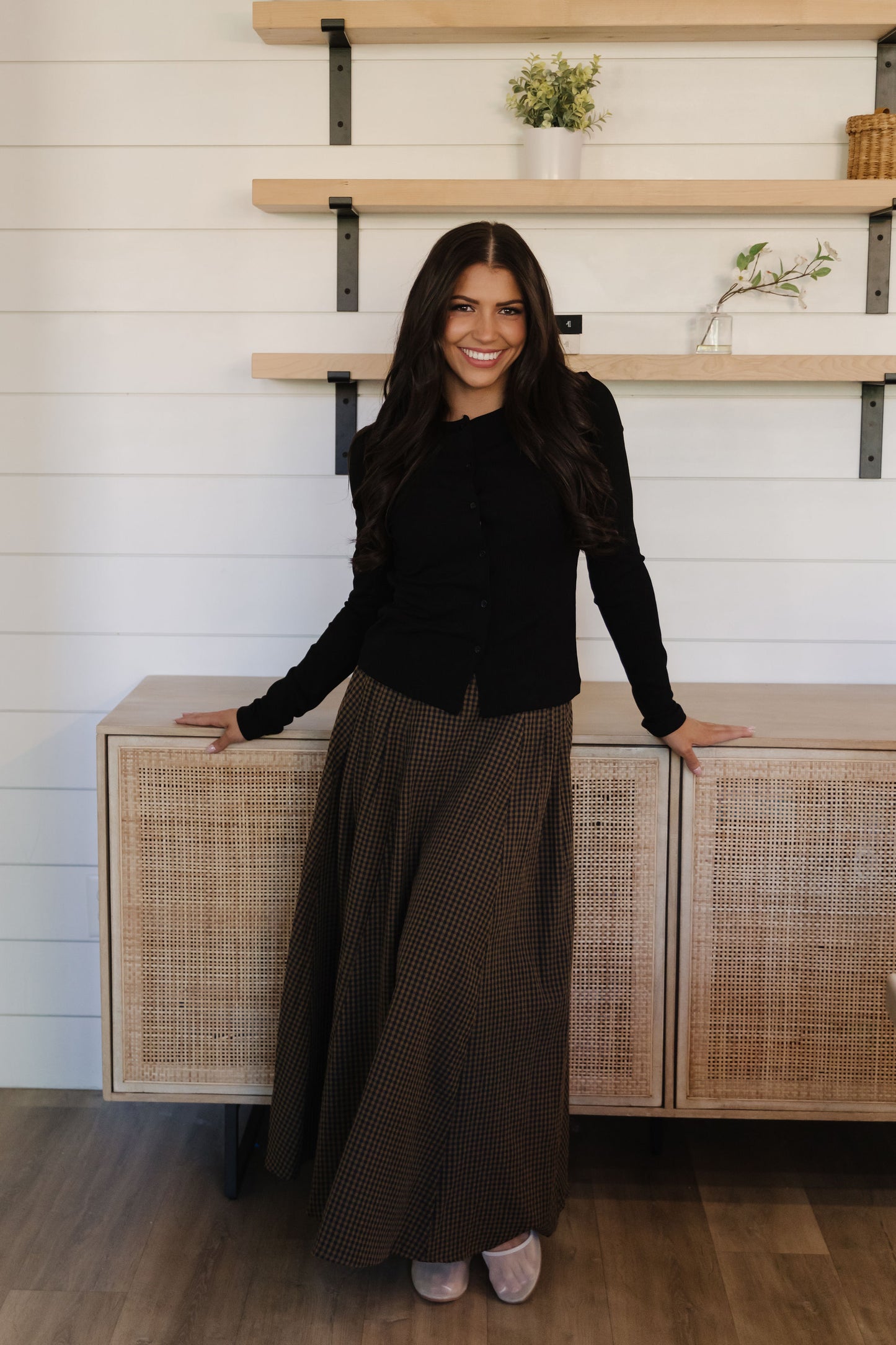 THE CHLOE RIBBED BUTTON DOWN IN BLACK