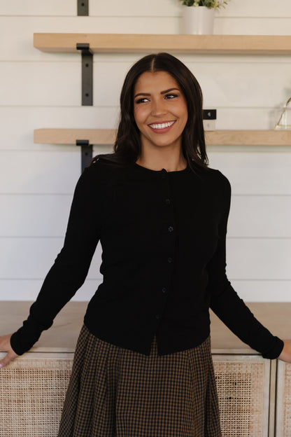 THE CHLOE RIBBED BUTTON DOWN IN BLACK