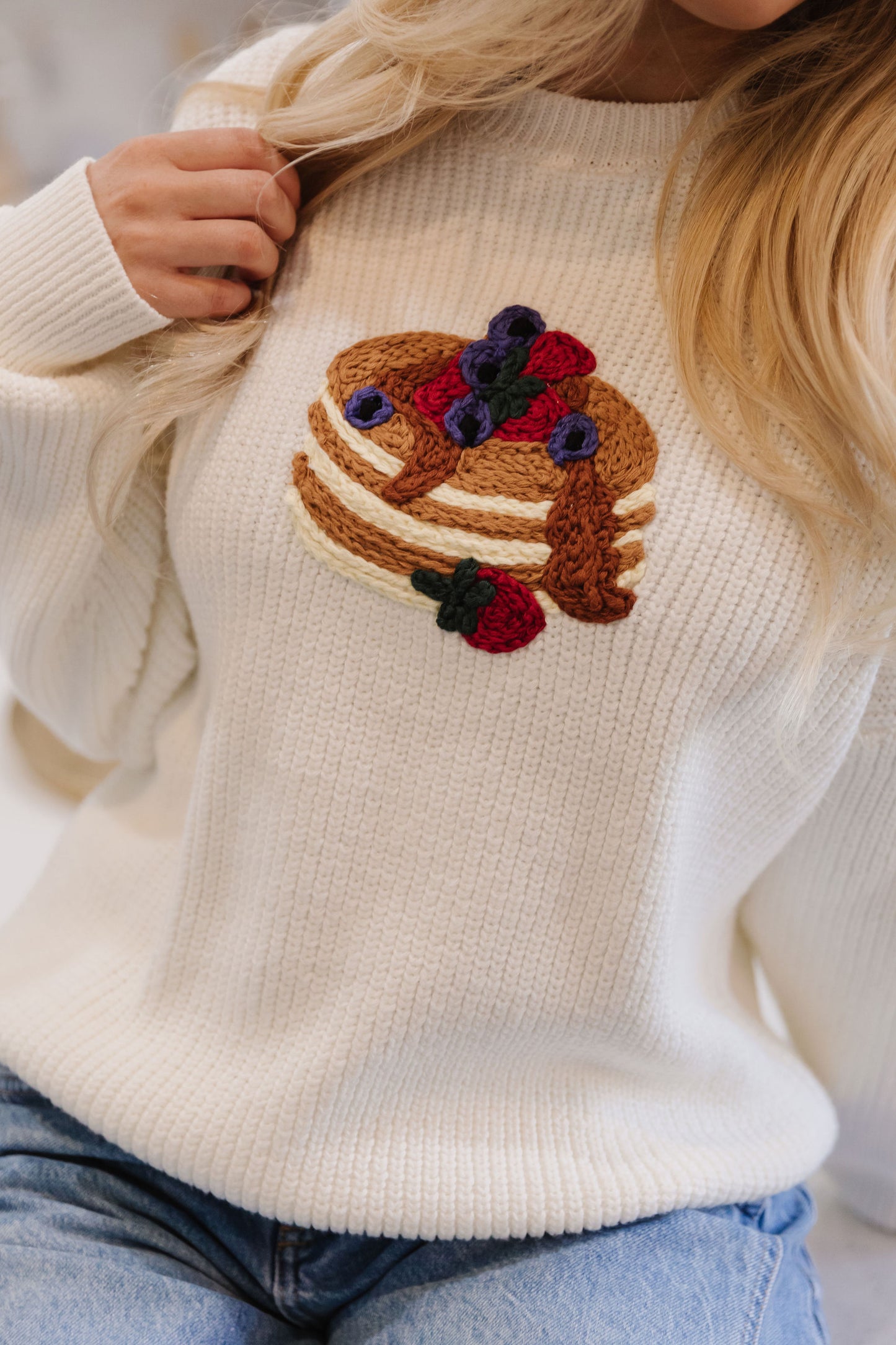 THE BERRY PANCAKE SWEATER IN WHITE
