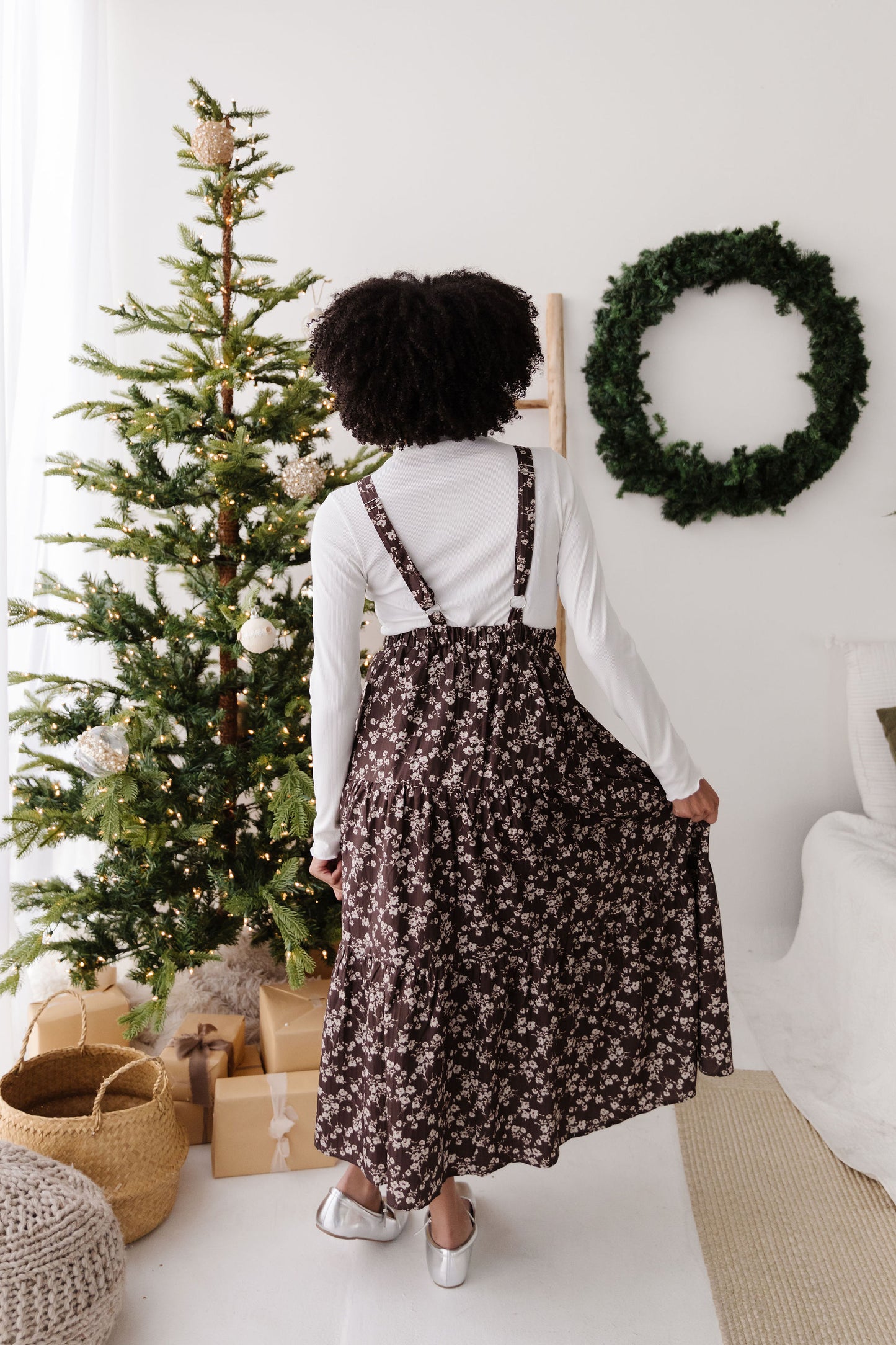 THE DANNY FLORAL OVERALL DRESS IN BROWN
