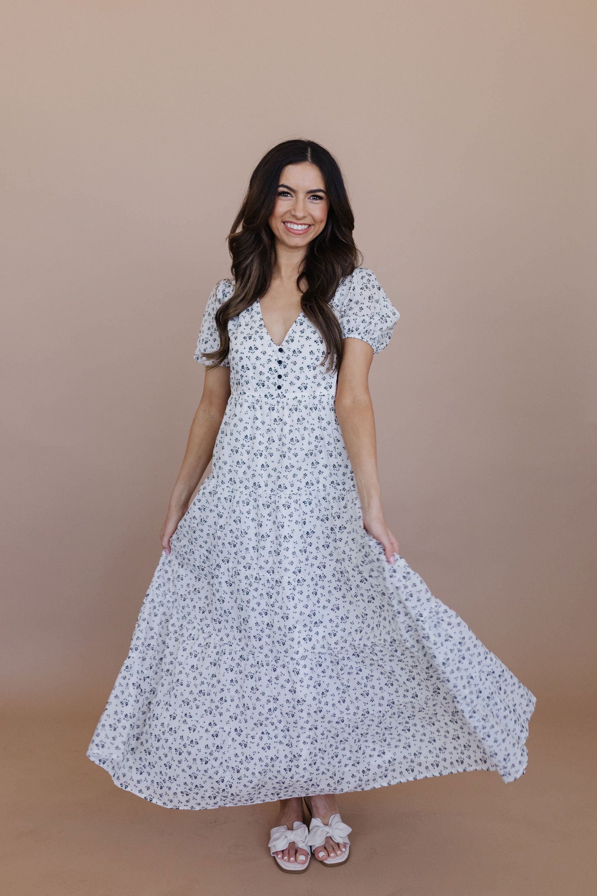 in Loom The Julie Maxi Dress in Black and White Floral Large
