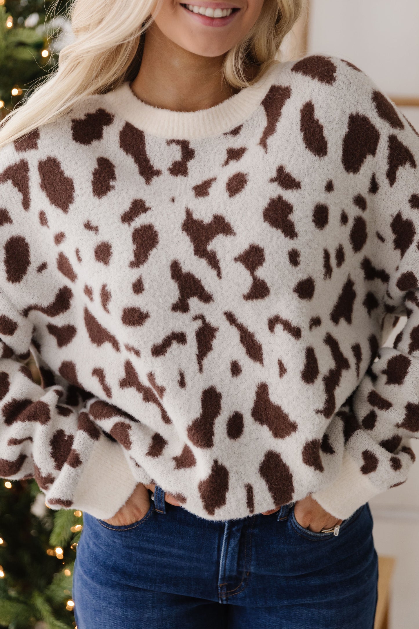 THE GOLDIE LEOPARD SWEATER IN CREAM