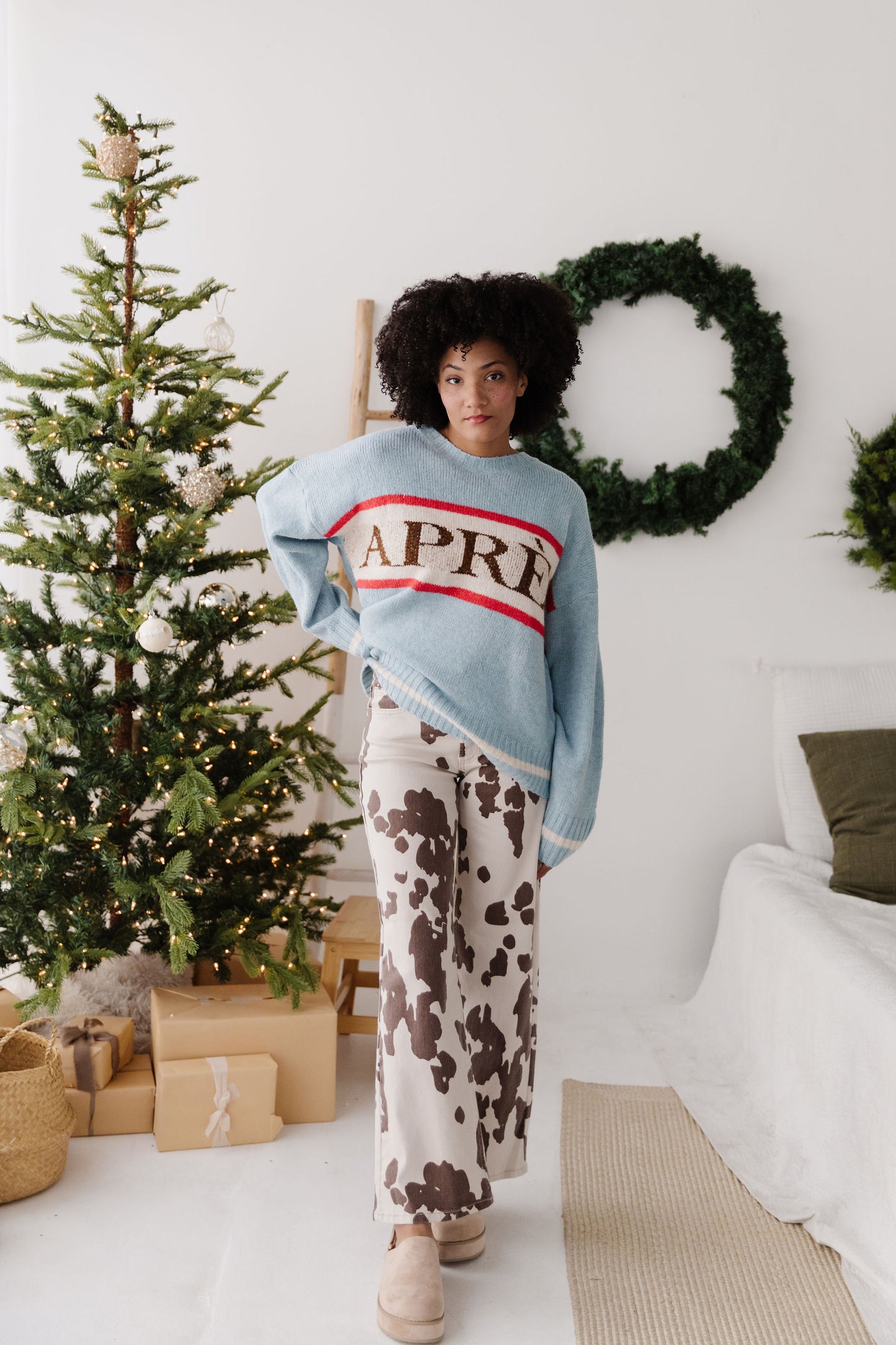 THE BESSIE COW PRINT JEANS IN CREAM