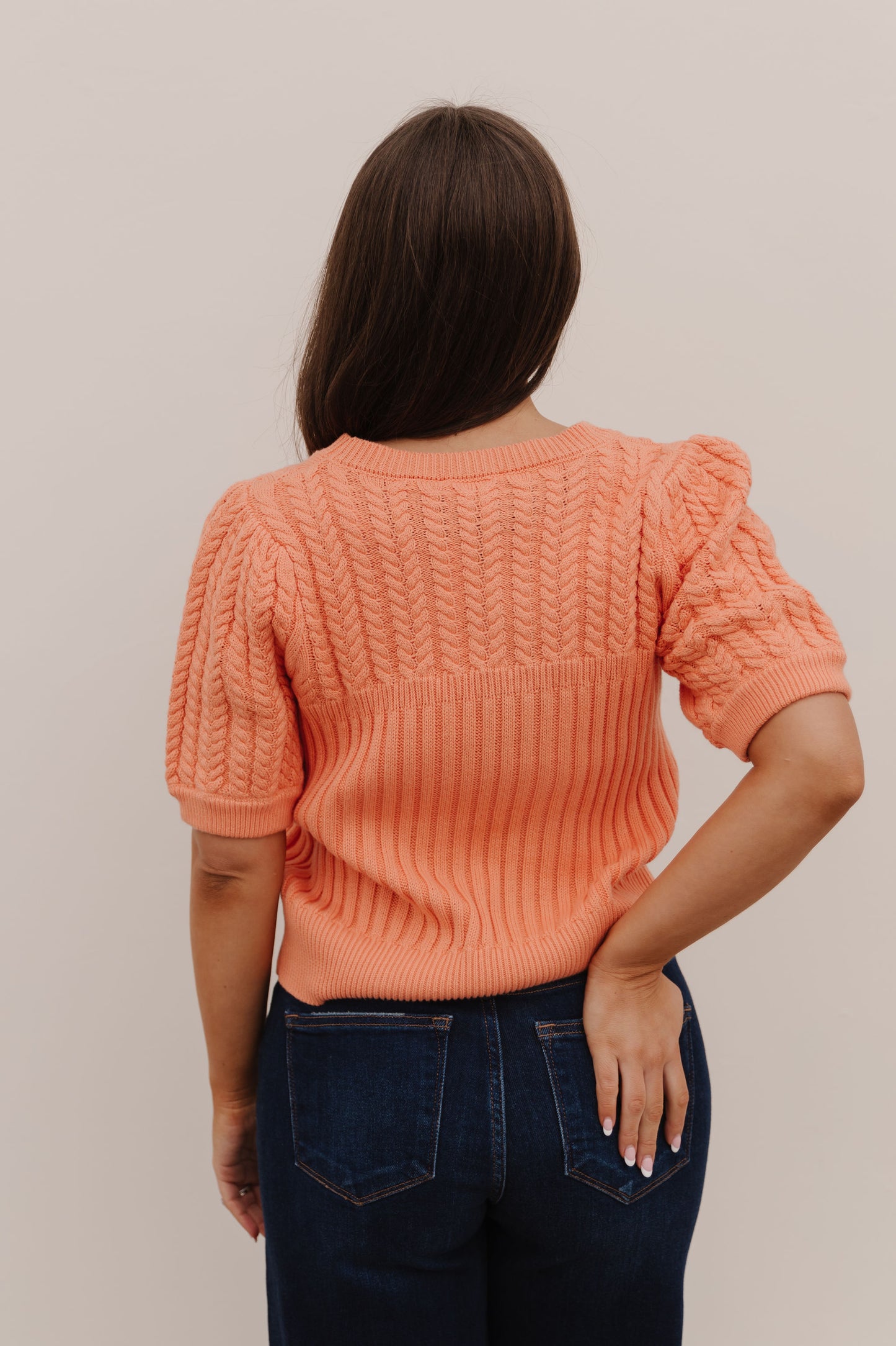 THE KASSIDY PUFF SLEEVE SWEATER IN APRICOT