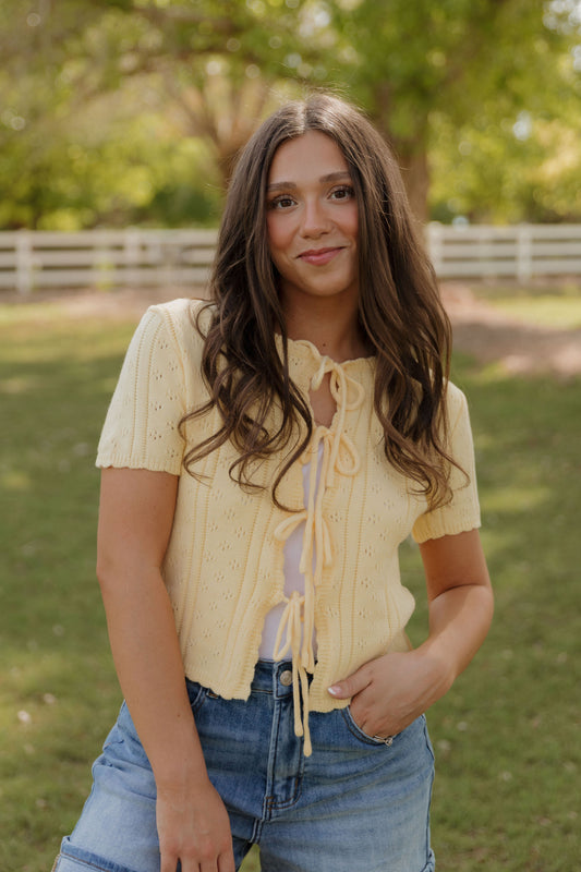 THE KAILEY TIE-FRONT KNIT TOP IN YELLOW