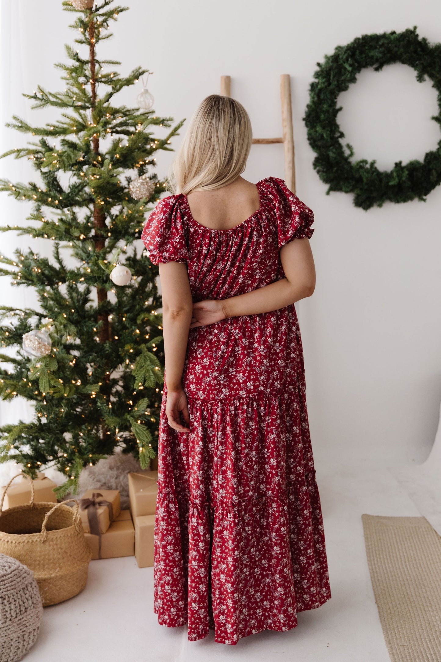 THE KAILEY FLORAL PRINT DRESS IN RED
