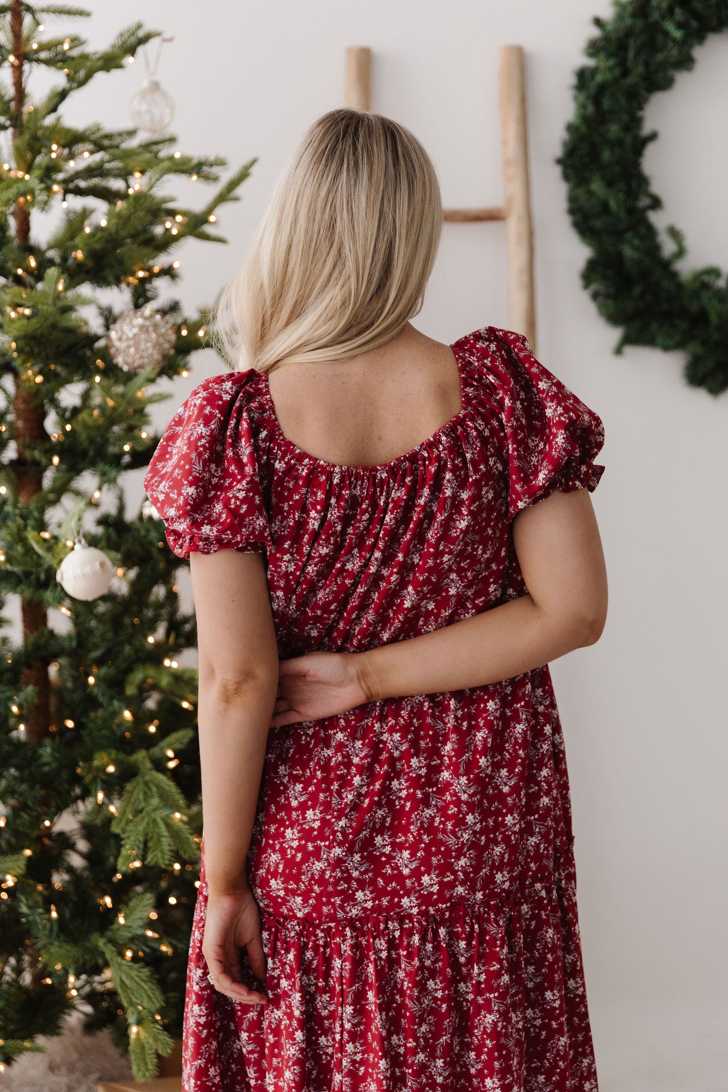 THE KAILEY FLORAL PRINT DRESS IN RED
