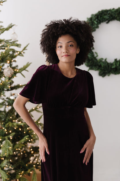 THE KENDALL VELVET DRESS IN WINE