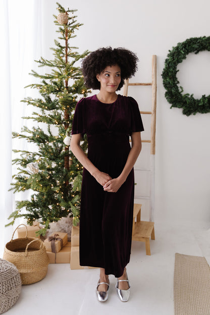 THE KENDALL VELVET DRESS IN WINE