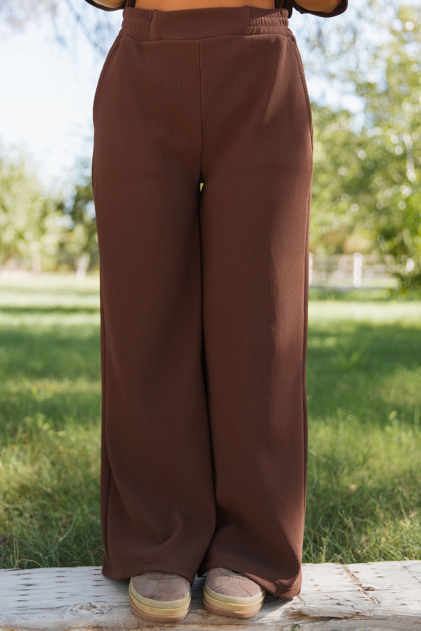 THE CADEN LOUNGE SET IN MOCHA