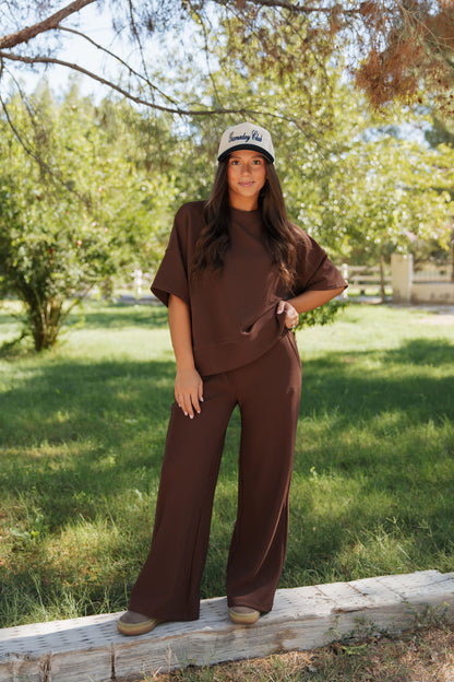 THE CADEN LOUNGE SET IN MOCHA