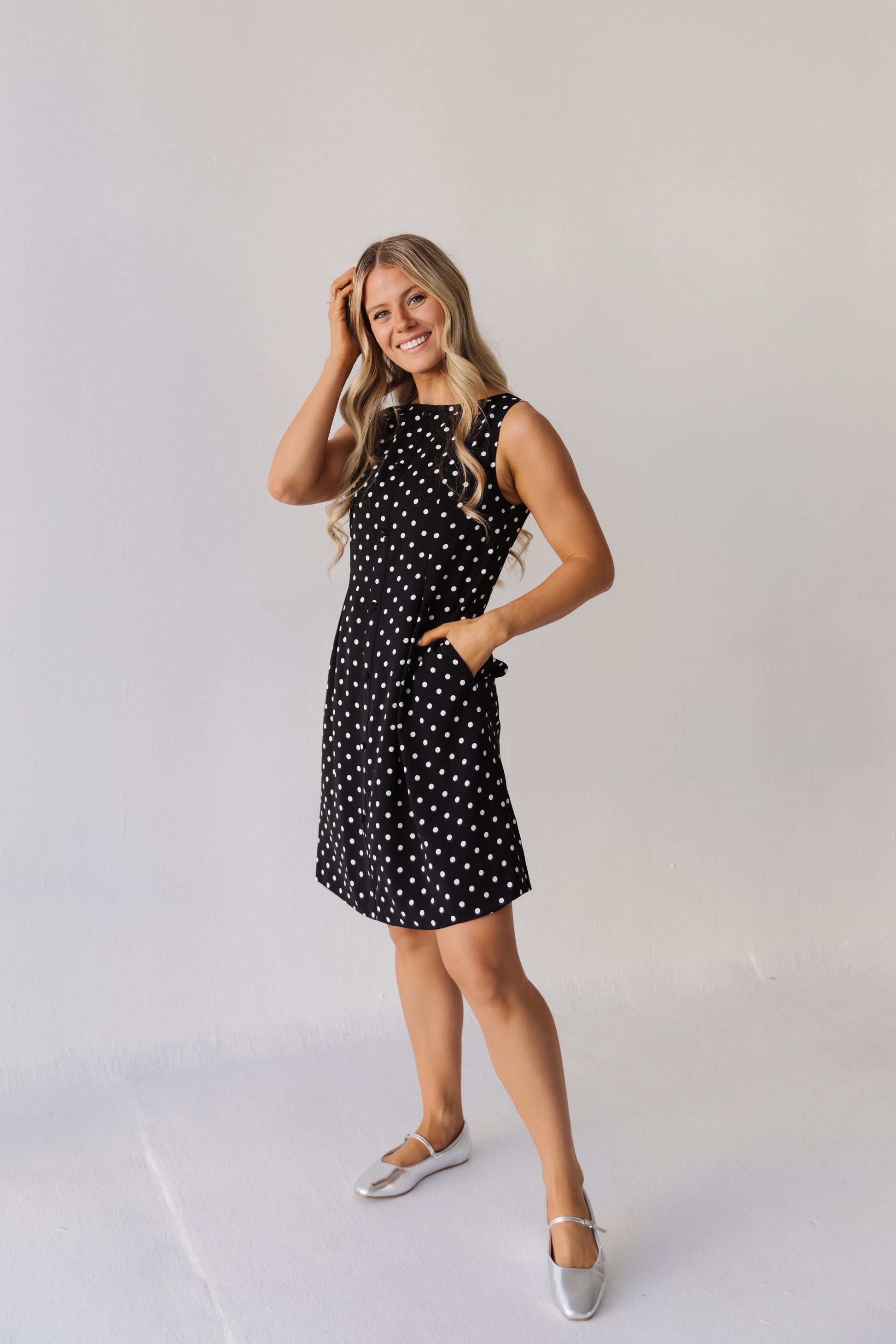 THE CHARLOTTE POLKA DOT DRESS IN Black X-Large THE CHARLOTTE POLKA DOT DRESS IN Black X-Large