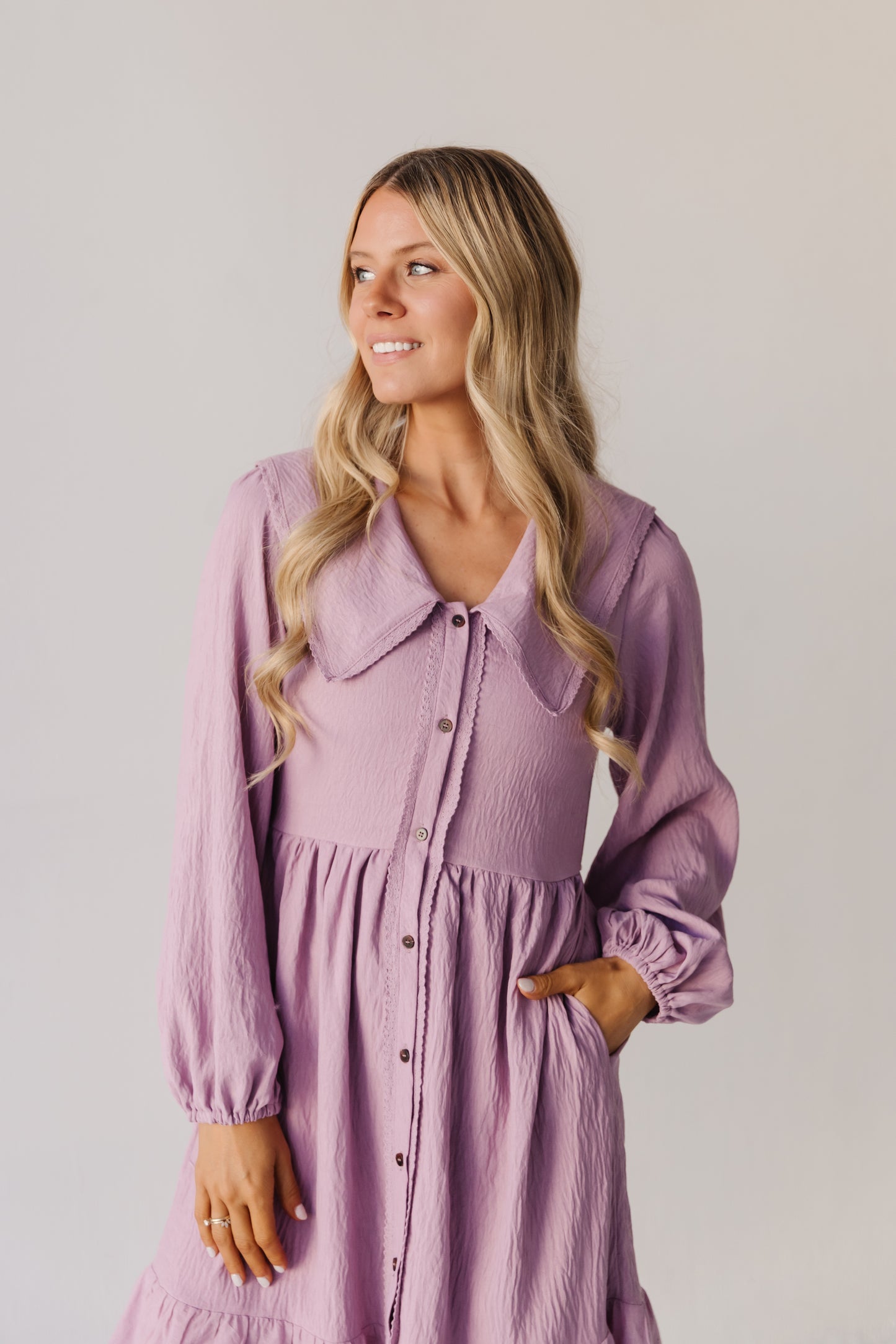 THE NATASHA EYELET TRIM COLLAR DRESS IN MAUVE
