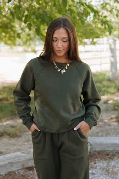 THE ANGELA COMFY SET IN OLIVE GREEN