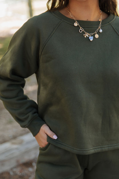 THE ANGELA COMFY SET IN OLIVE GREEN