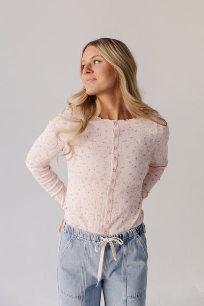 THE ELOISE RIBBED FLORAL TOP IN SOFT PINK