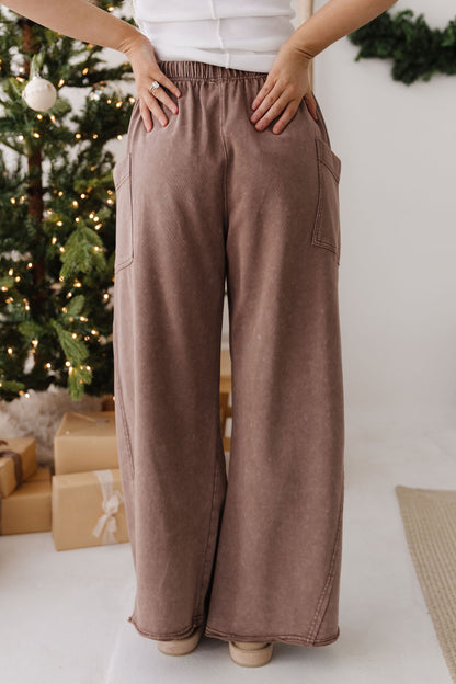 THE FREE SPIRIT PULL ON PANTS IN COCOA