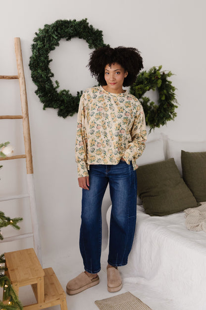 THE SHILANE WAFFLE FLORAL TOP IN CREAM