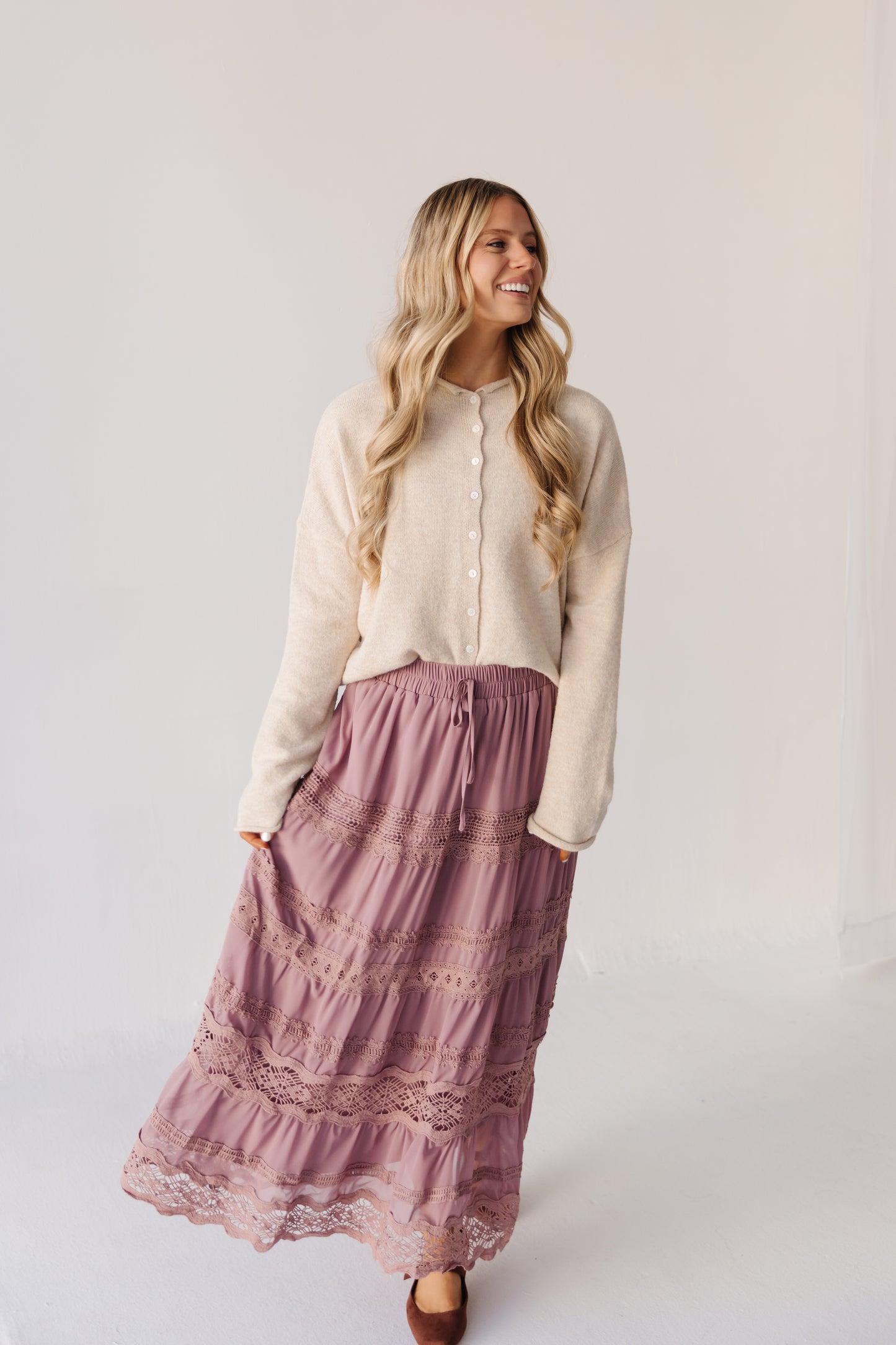THE HELENA CHIFFON LACE TRIM SKIRT IN MAUVE