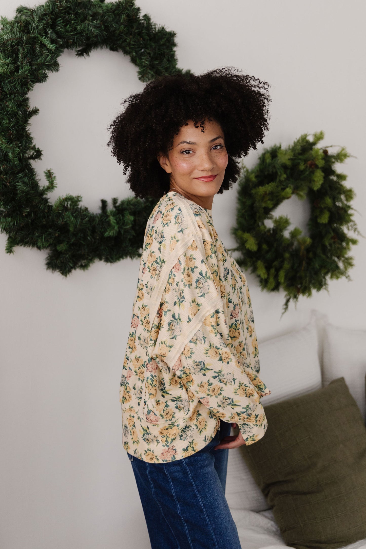 THE SHILANE WAFFLE FLORAL TOP IN CREAM