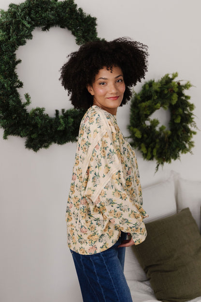 THE SHILANE WAFFLE FLORAL TOP IN CREAM