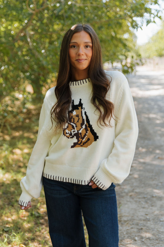 THE SOPHIA HORSE GRAPHIC SWEATER IN CREAM