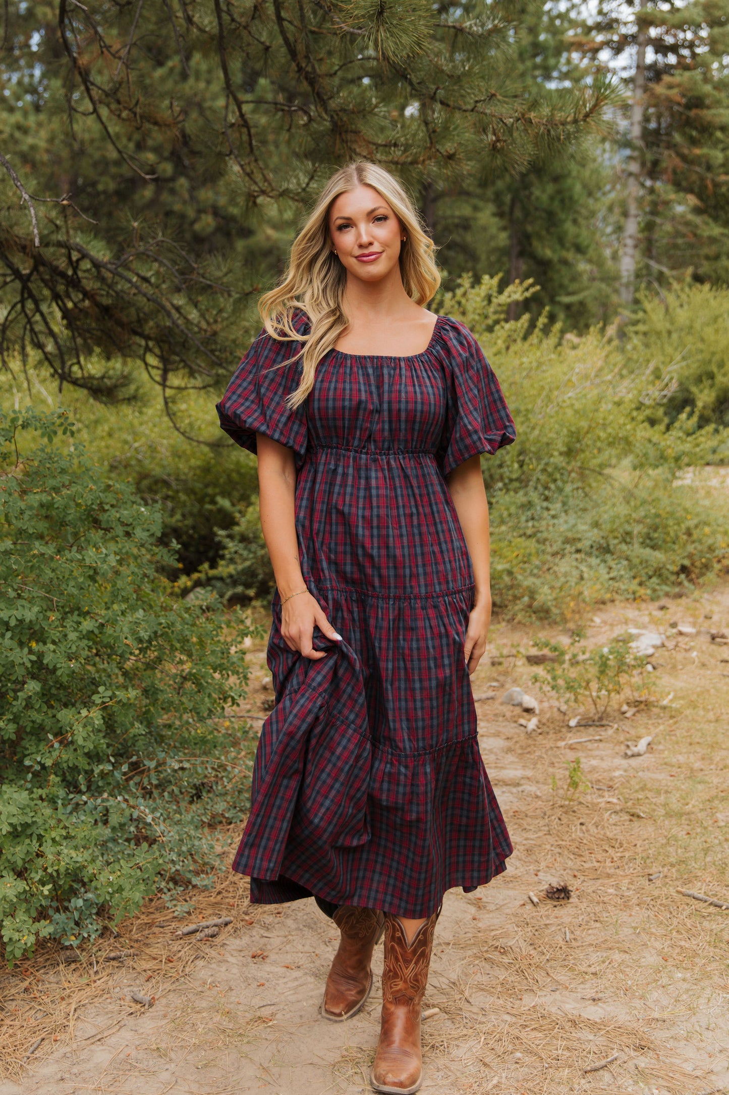 THE EVERMORE DRESS IN NAVY PLAID BY PINK DESERT