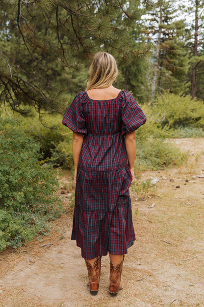 THE EVERMORE DRESS IN NAVY PLAID BY PINK DESERT