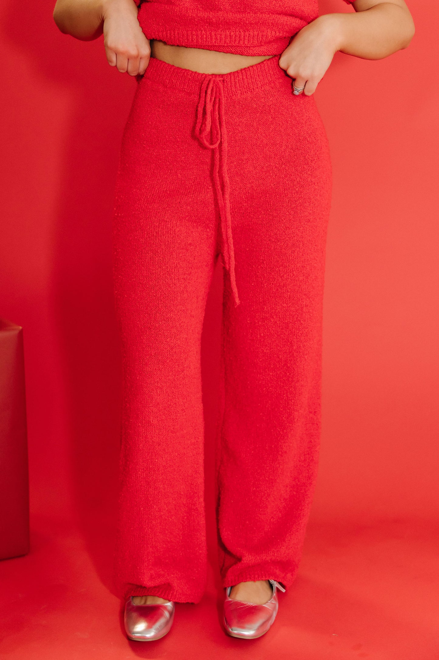 THE CAMDEN COZY KNIT SET IN RED