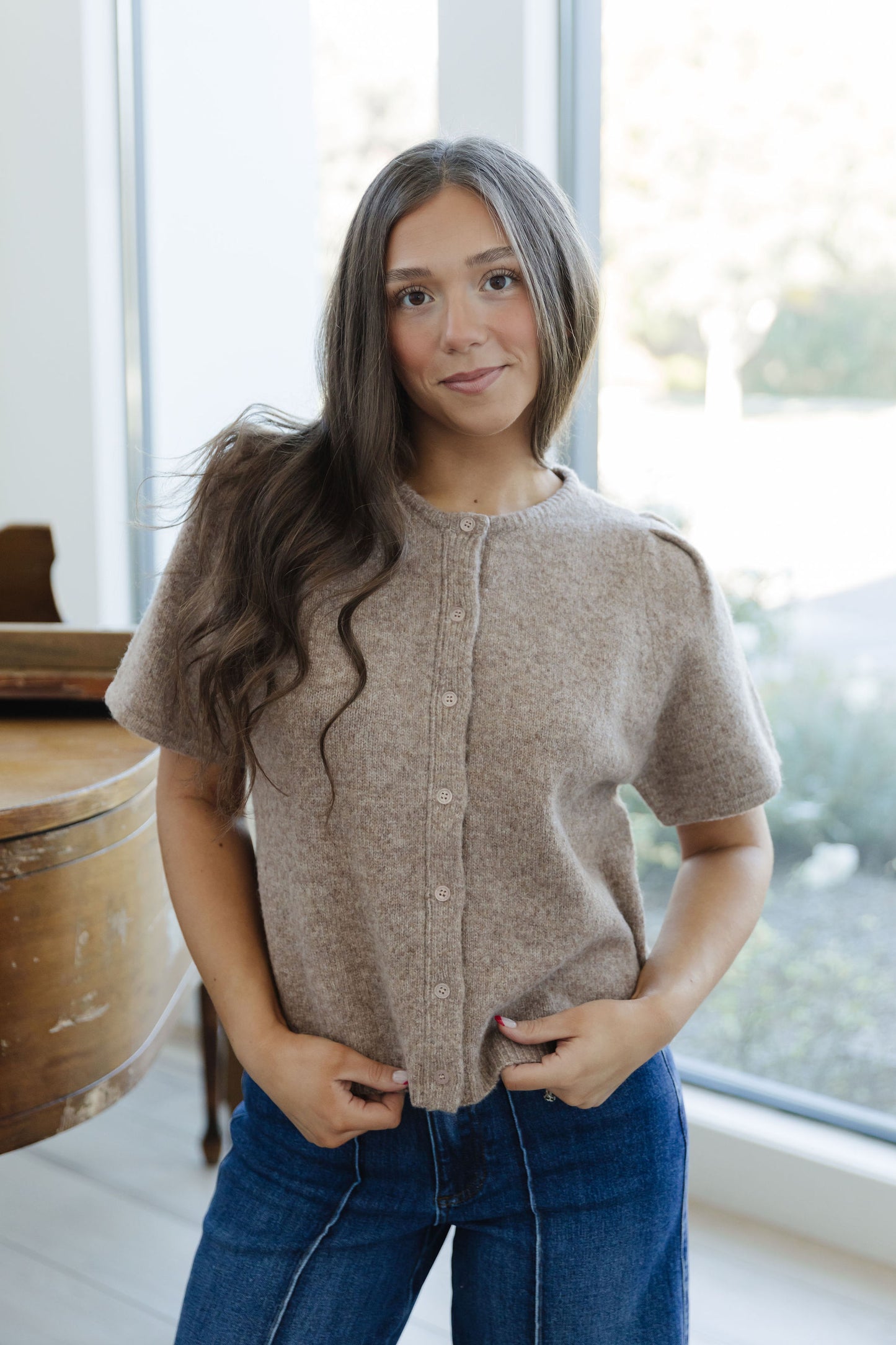 THE ASPEN SHORT SLEEVE CARDIGAN IN MOCHA