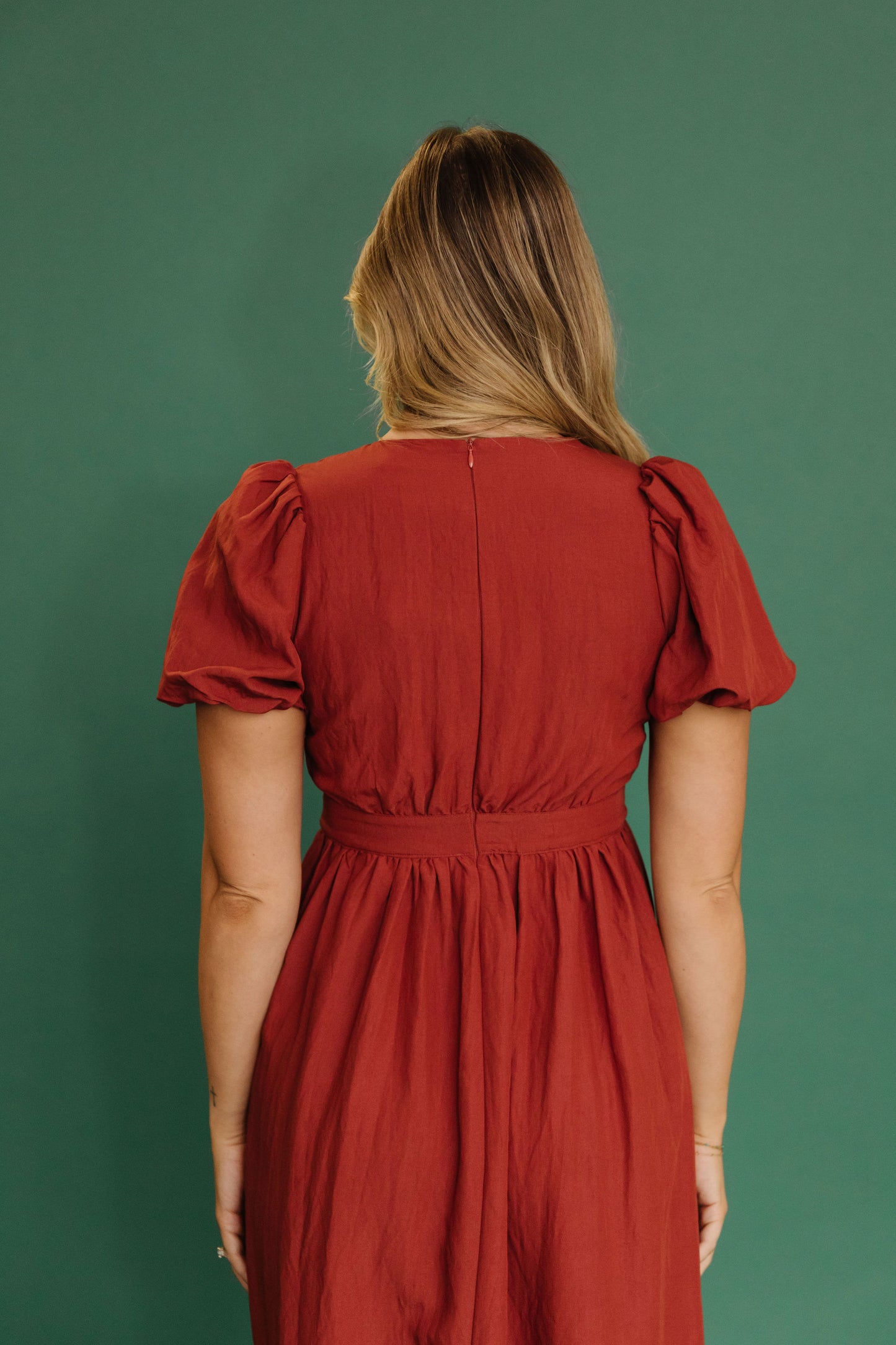 THE HAZEL PUFF SLEEVE DRESS IN RUST