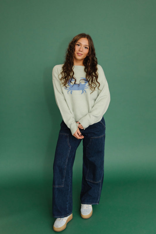 THE SANDY CRAB CREWNECK SWEATER IN GREEN