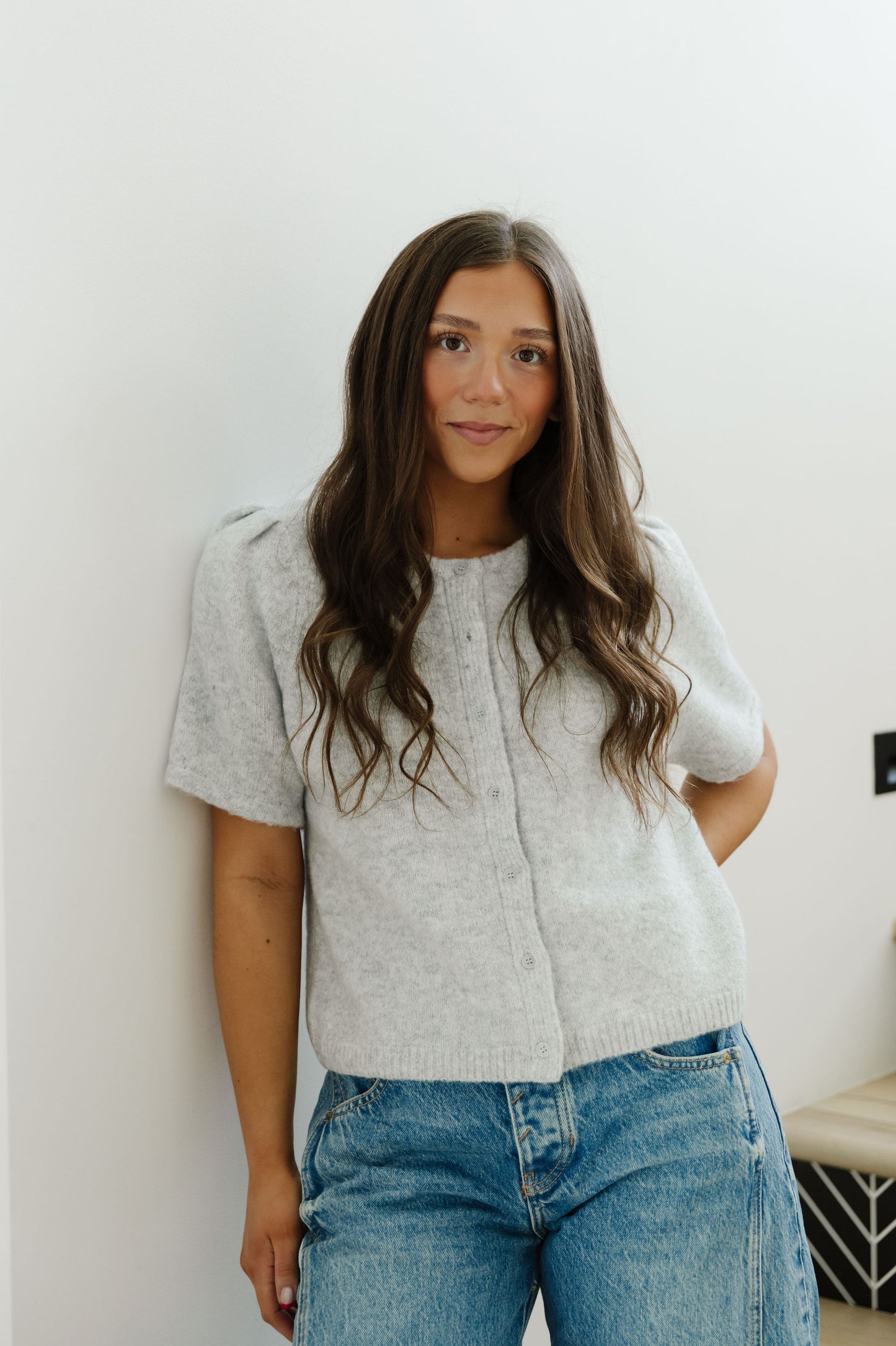 THE ASPEN SHORT SLEEVE CARDIGAN IN GREY